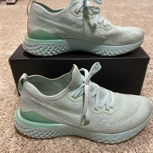 COPY - Womens Nike epic react